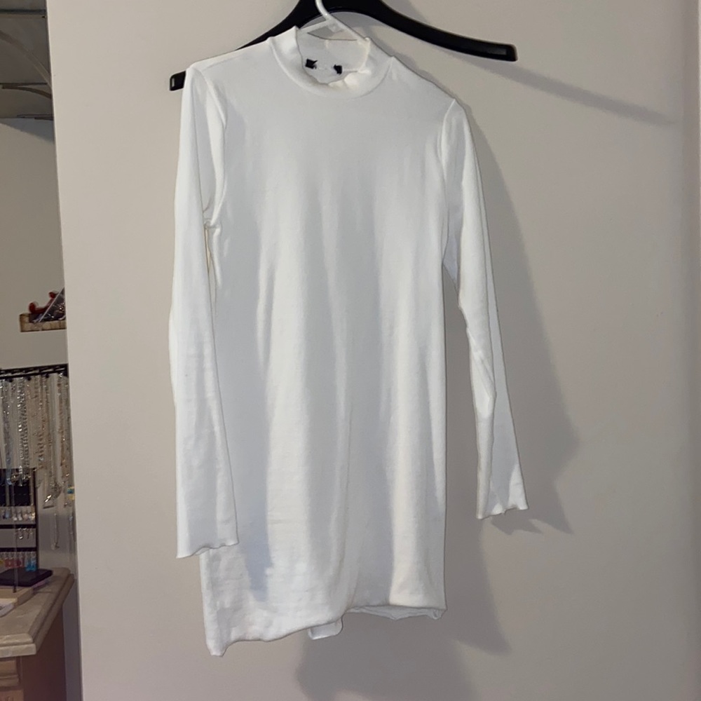 White long sleeve turtle neck dress large
